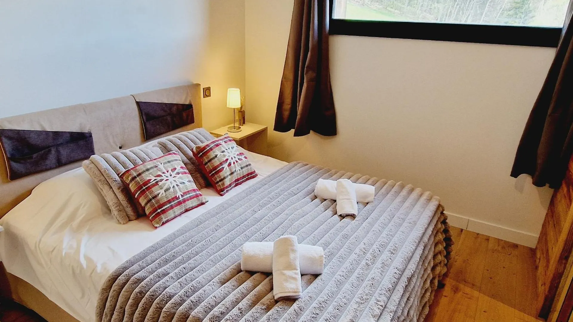 Chalet Neuf 2024 Pour 12 Pers. Avec Jacuzzi, Ski-Room Et Parking A La Plagne - Fr-1-755-15 France